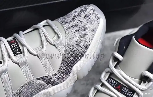 ship 11 Jordan Light to ready PK real Low Snakeskin God snakeskin Retro Bone 0503